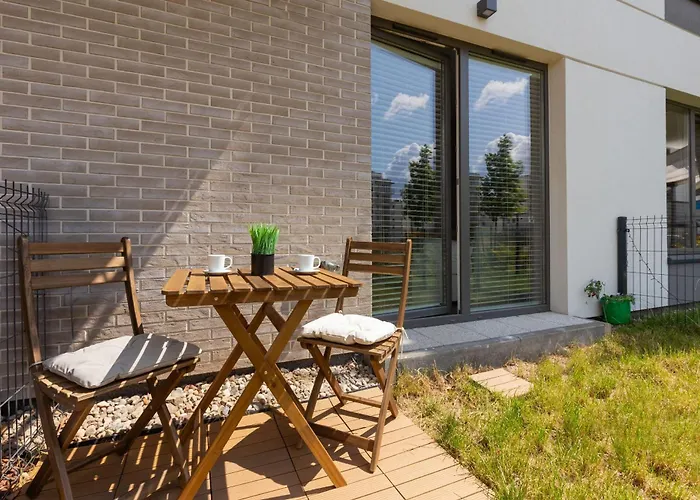 Apartment Cozy & Bright Zupnicza By Renters *