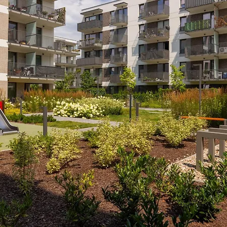 Cozy & Bright Zupnicza By Renters Warsaw