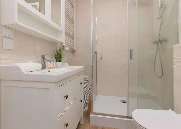 Cozy & Bright Zupnicza By Renters * Warsaw